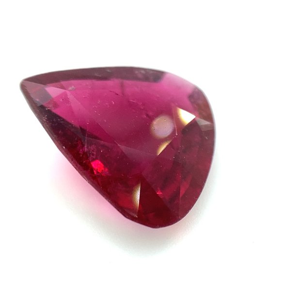 GIA Certified Red Tourmaline or Rubellite 7.04ct - Picture 3 of 7